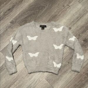 Super soft Women's Gray Sweater with White Butterflies